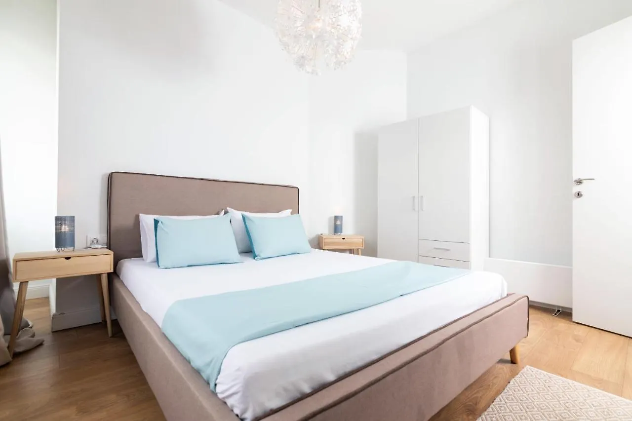 F & B Collection - Close To Aristotelous Sq Thessaloniki